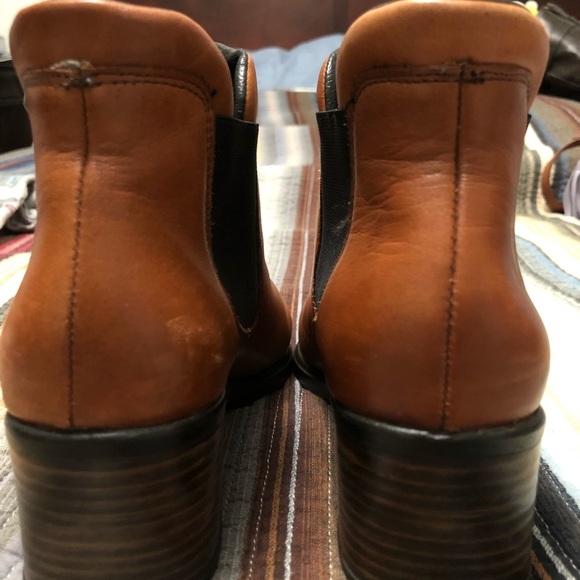 Rieker boots. Cognac color size 38 barely used. Photo show wear. - Picture 8 of 8